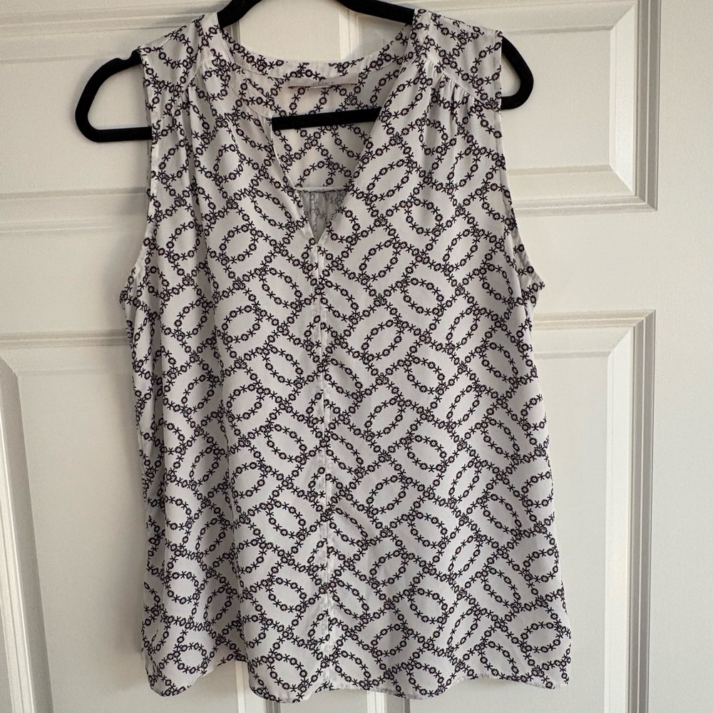 LOFT Black and White Sleeveless Patterned Blouse